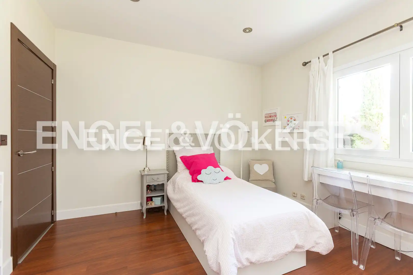 Bedroom of Houses for rent in Boadilla del Monte  with Air Conditioner, Heating and Private garden
