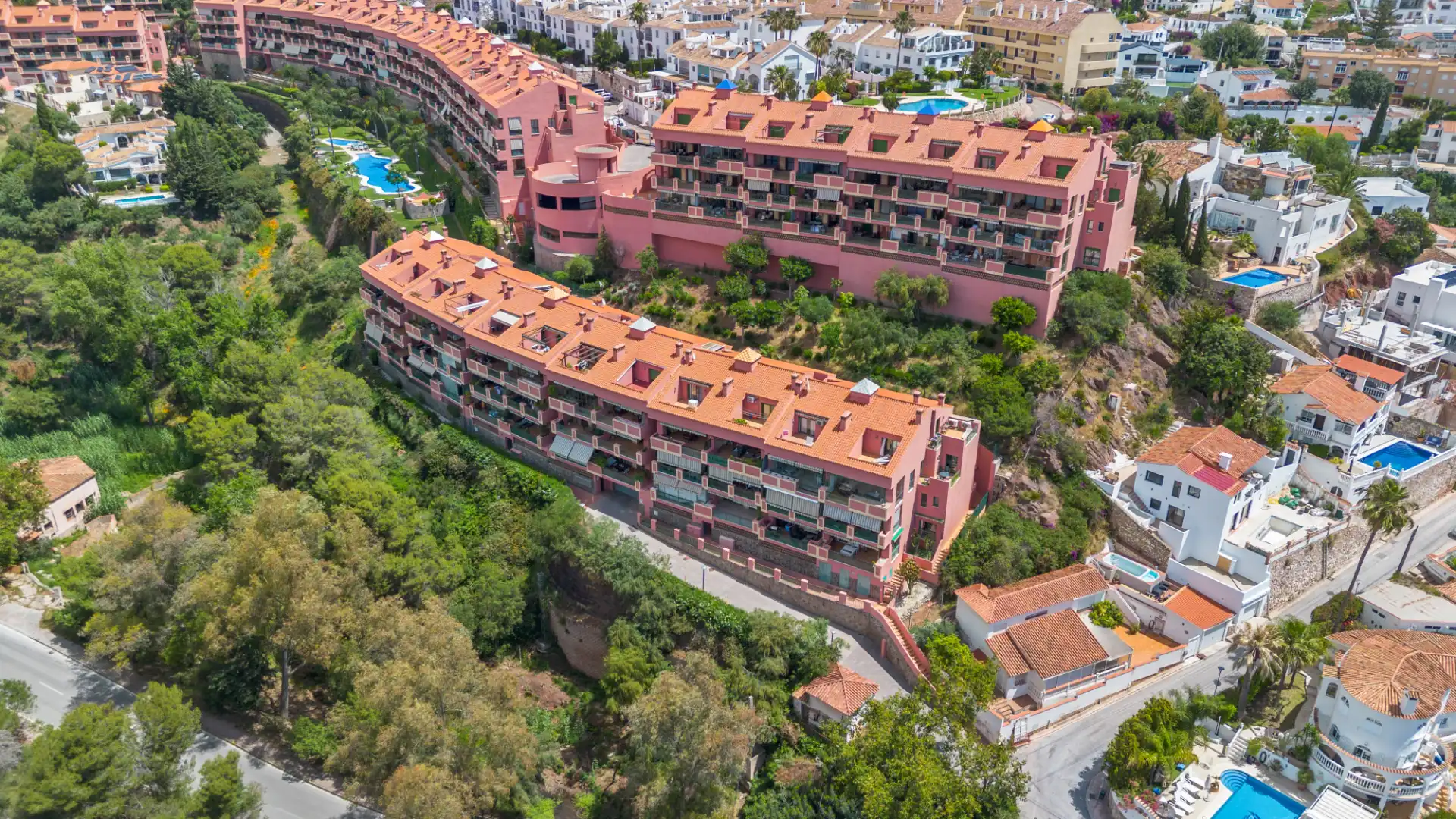 Vista exterior de Pis en venda en Fuengirola amb Aire condicionat, Terrassa i Moblat