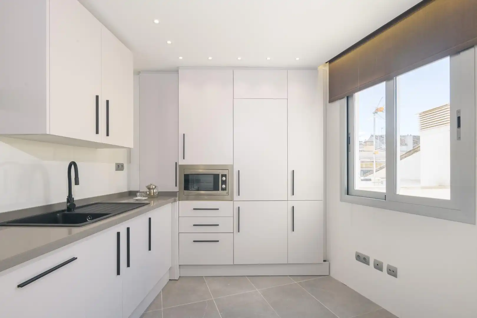 Cocina de Apartamento en venta en Málaga con Aire acondicionado, Calefacción y Terraza