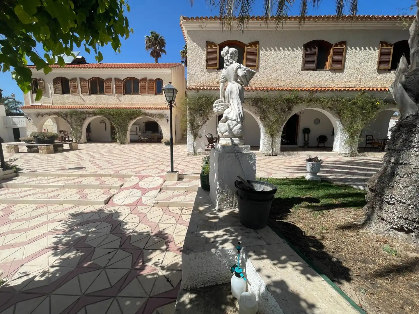 Country house for sale in Salinas