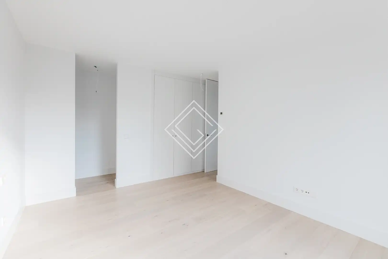 Dúplex en venta en Madrid con Aire acondicionado, Terraza y Trastero