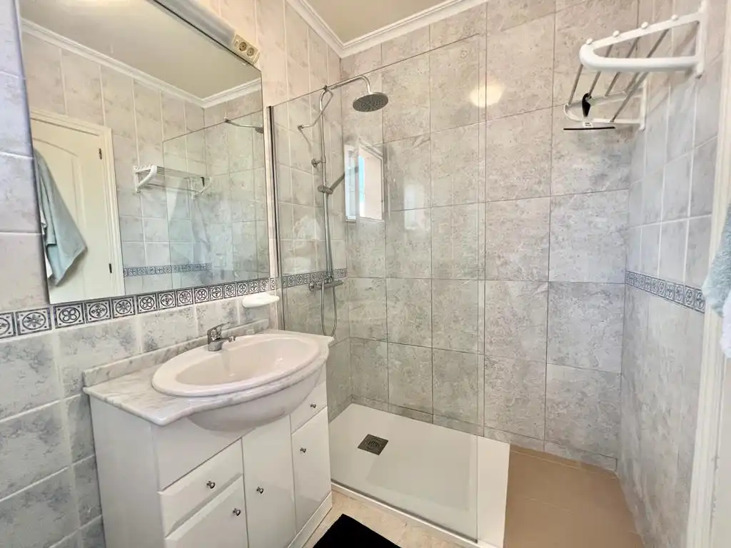 Bathroom of Houses for rent in Orihuela  with Air Conditioner, Heating and Terrace