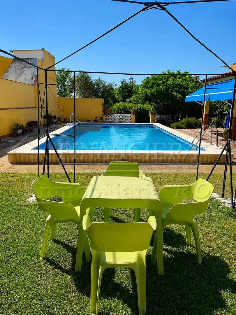 Chalet con piscina en venta en Oromana, imagen 2