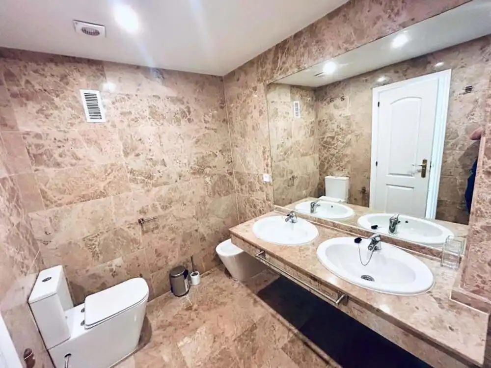 Bathroom of Apartments for rent in Marbella  with Air Conditioner, Terrace and Storage room