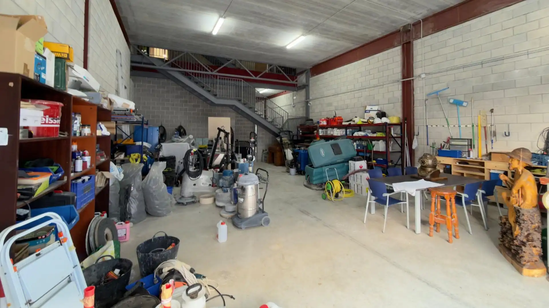 Industrial buildings for sale in Benidorm
