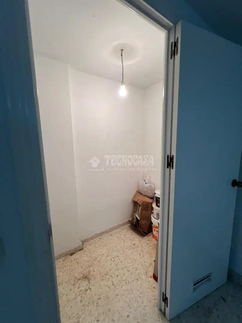 Dormitori de Casa o xalet en venda en Dos Hermanas