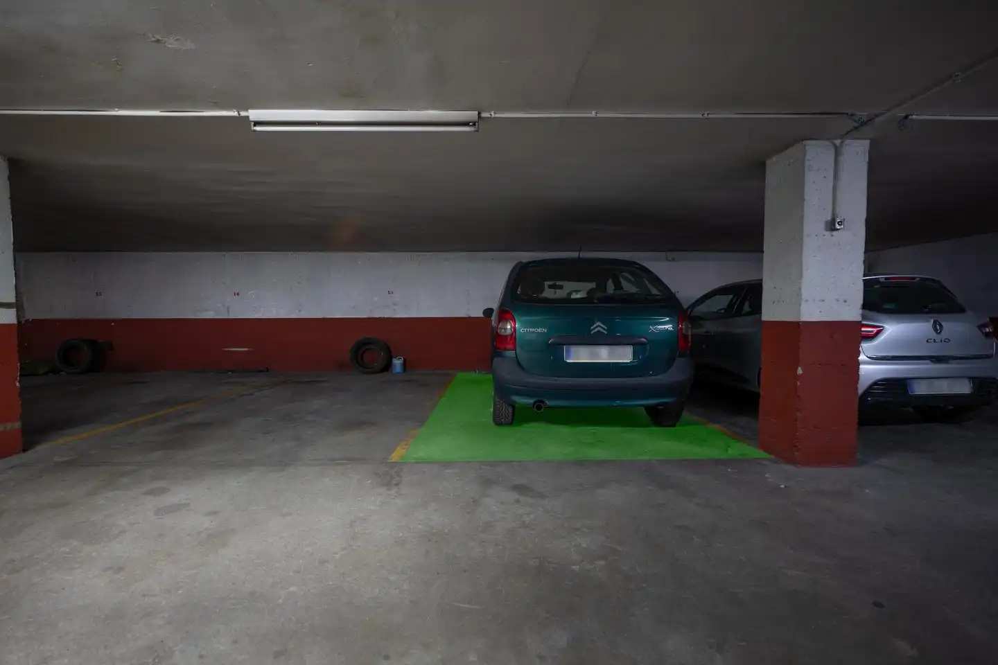 Parking de Piso de alquiler en Ávila con Calefacción y Amueblado