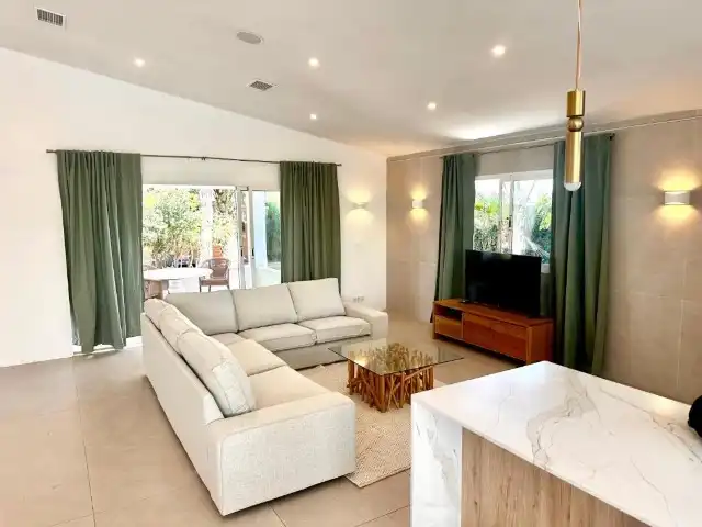 Chalet con piscina en venta en Poligono, imagen 13