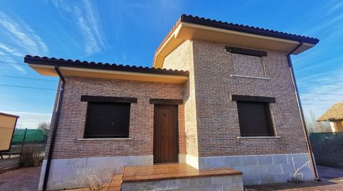 Photo 2 of Houses for sale in Grijota, Palencia