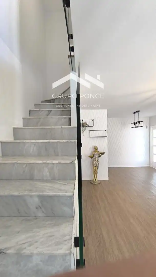 Detached homes for sale in Jerez de la Frontera  with Air Conditioner, Swimming Pool and Furnished