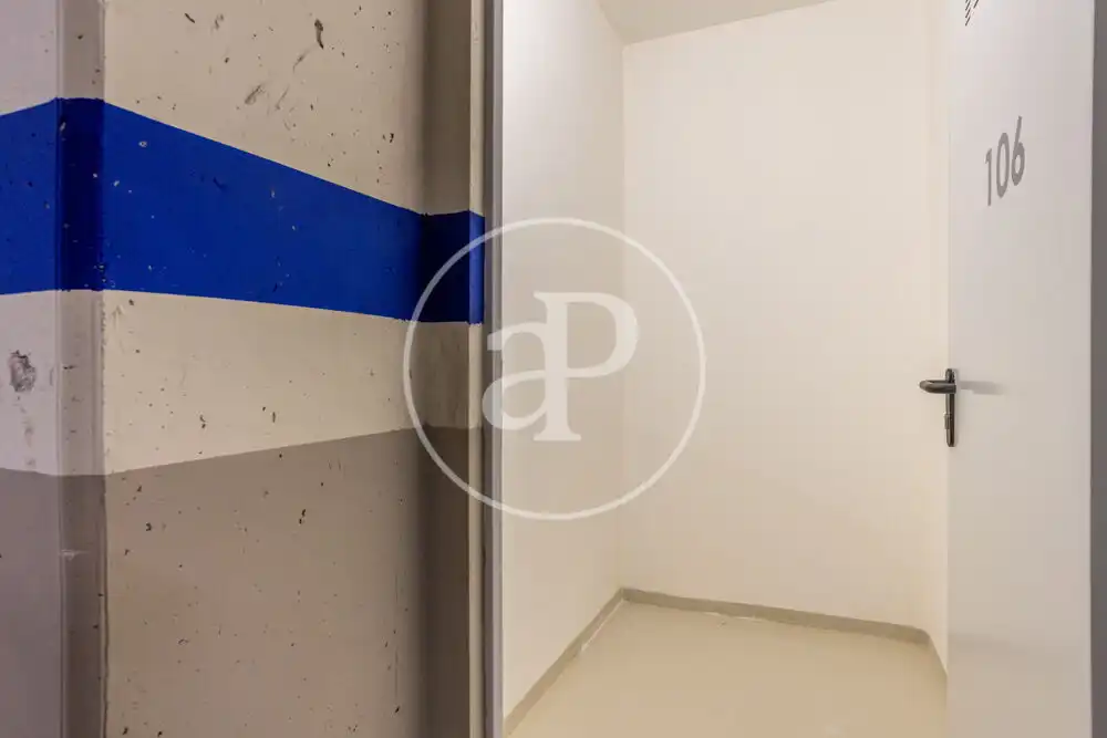 Piso en venta en Valencia con Aire acondicionado, Calefacción y Jardín privado