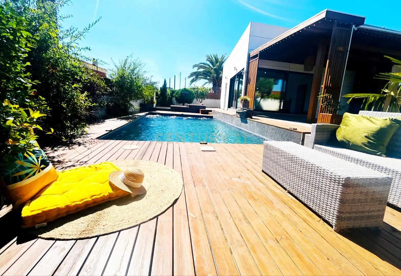 Casa o xalet en venda a Carrer Enric Granados, 15, Cubelles, Spain, -1, Mas Trader - Corral d'En Tort - Corral d'En Cona