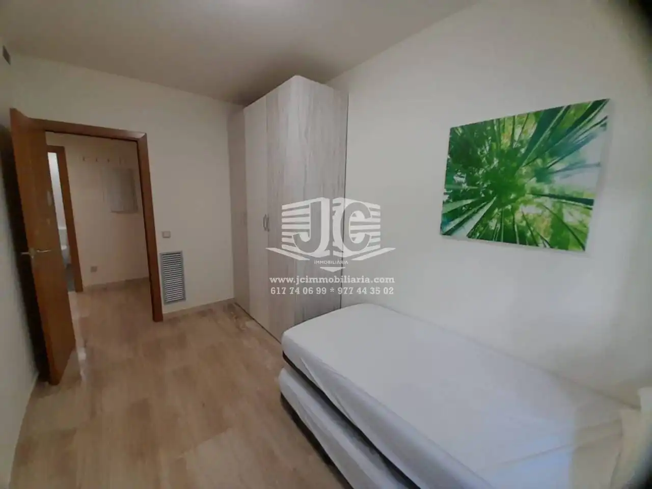 Flat for rent in Avenida MARCEL·LI DOMINGO, Ferreries