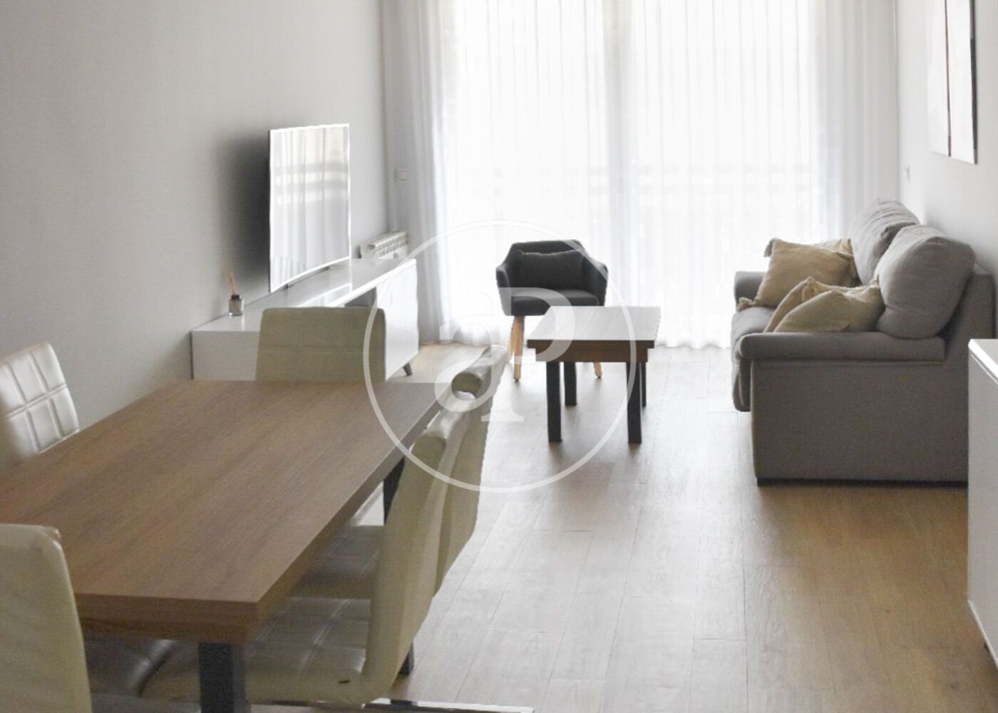 Flat to rent in C. de Agustín Durán, Guindalera