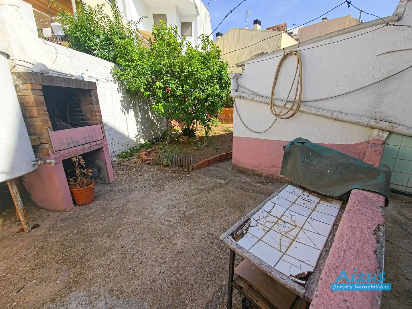 Jardí de Casa o xalet en venda en Ripollet amb Aire condicionat i Calefacció