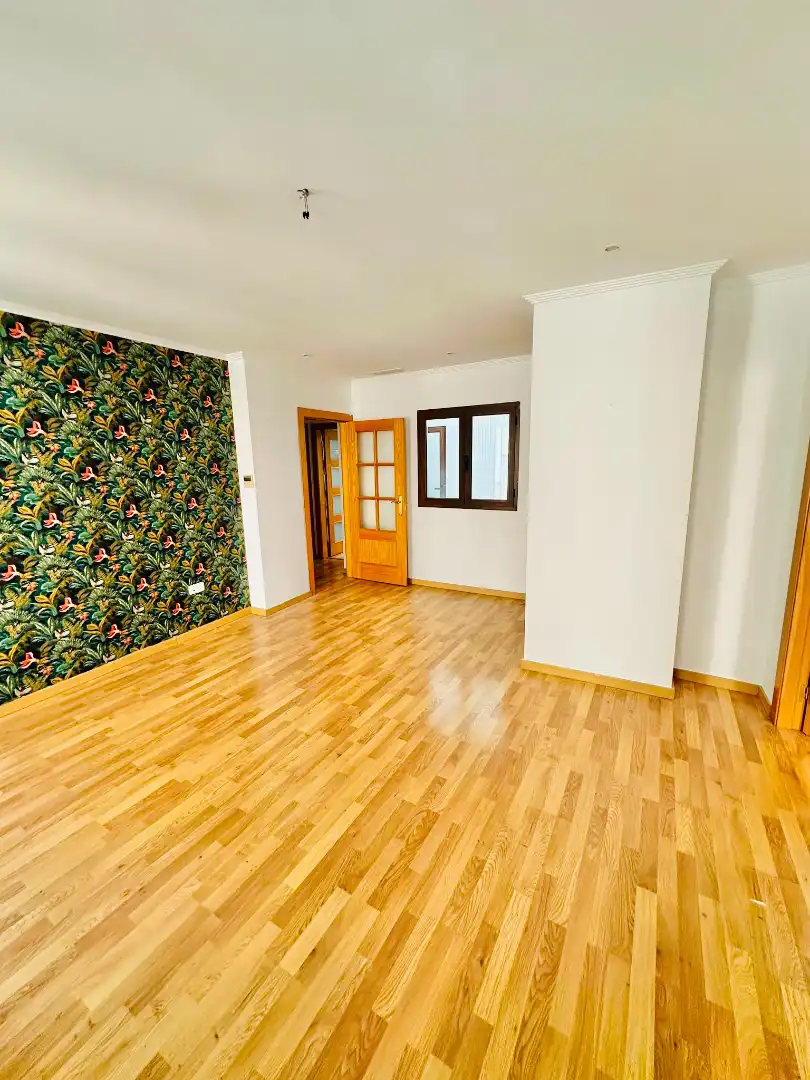 Flat for rent in Granada  with Air Conditioner, Heating and Parquet flooring