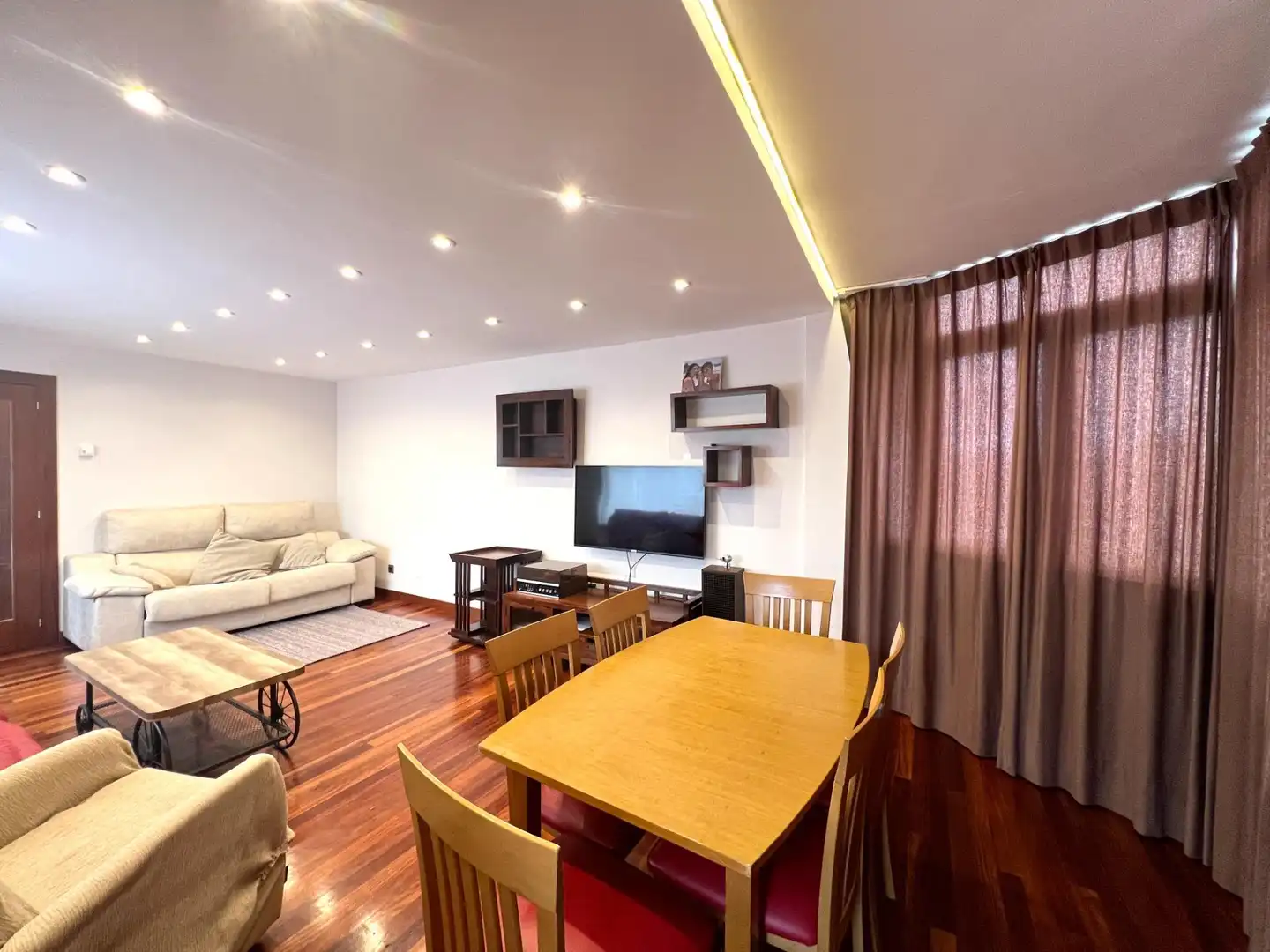 Flat for rent in Avenida CANTABRIA, Valdenoja