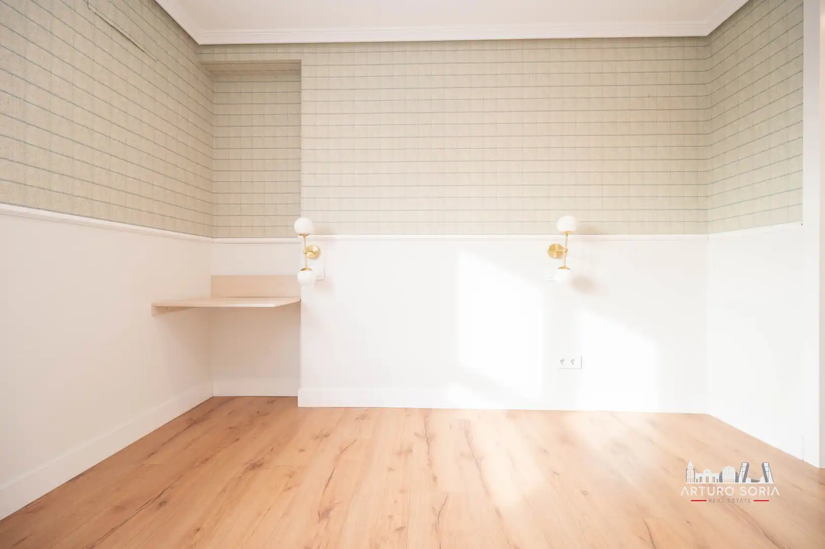 Habitación de Piso de alquiler en Madrid con Aire acondicionado, Trastero y Lavadora