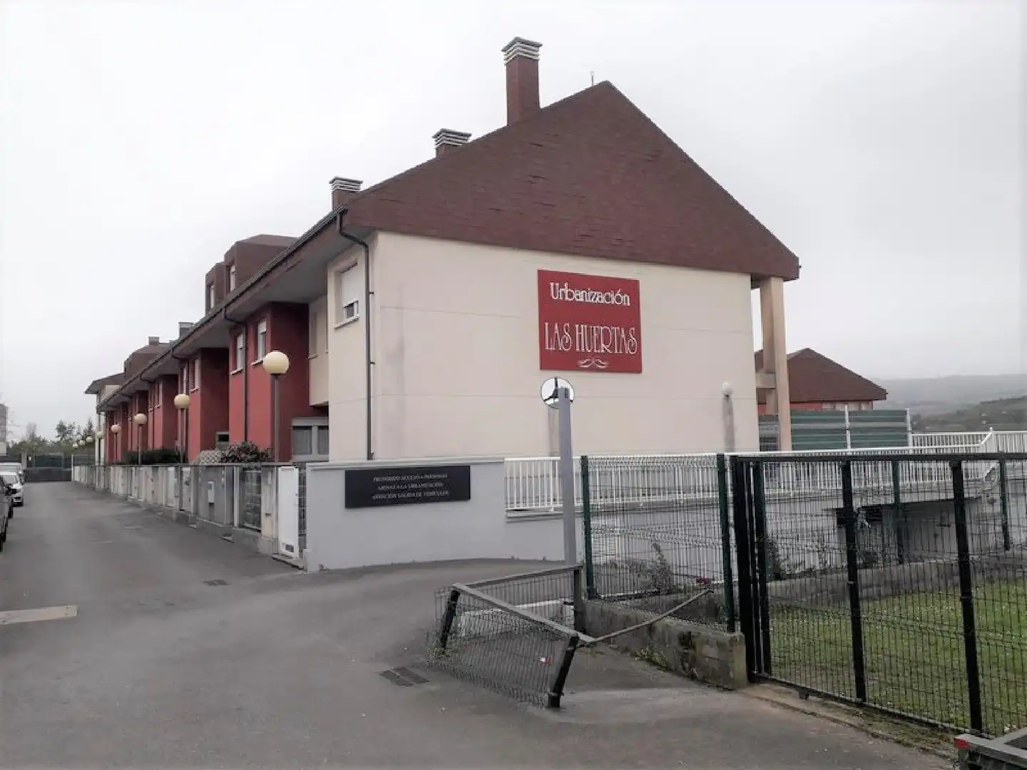 Vista exterior de Garaje en venta en Gijón 