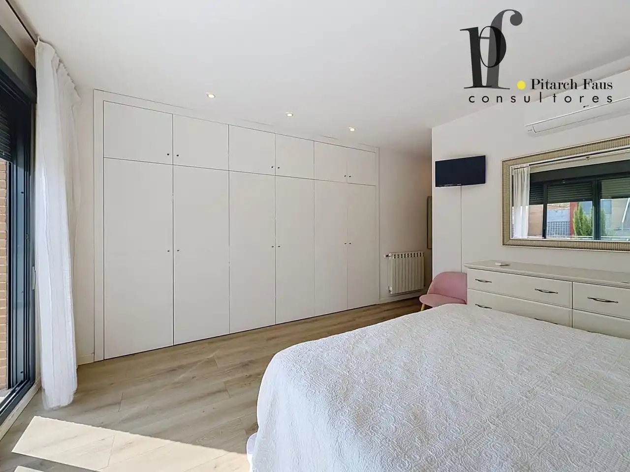 Doppelhaushälfte mit Balkon zur Miete in La Conarda, imagen 32