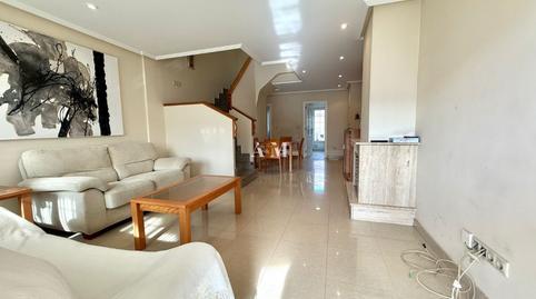 Foto 4 de Casa adosada de lloguer a Almoradí, Alicante