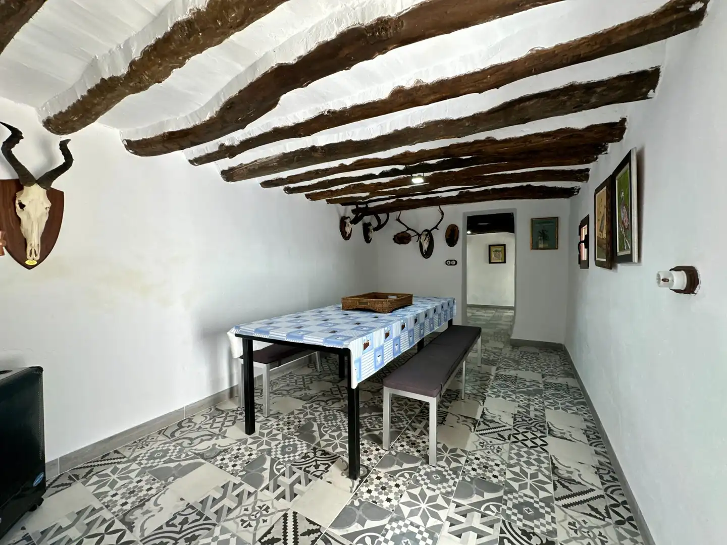 Menjador de Finca rústica en venda en Sierro amb Aire condicionat, Calefacció i Jardí privat