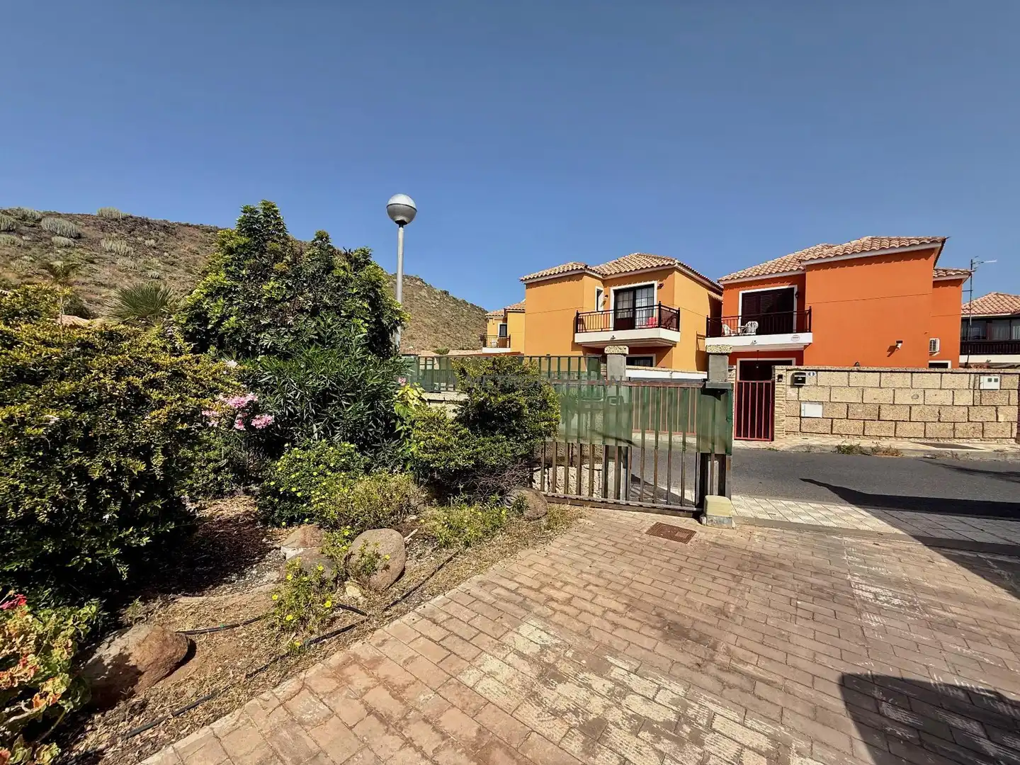 Exterior view of Houses for sale in Arona  with Air Conditioner, Terrace and Storage room