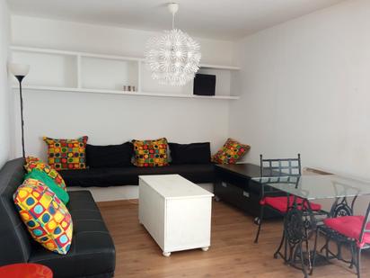 Living room of Attic to rent in  Zaragoza Capital  with Heating, Parquet flooring and Furnished