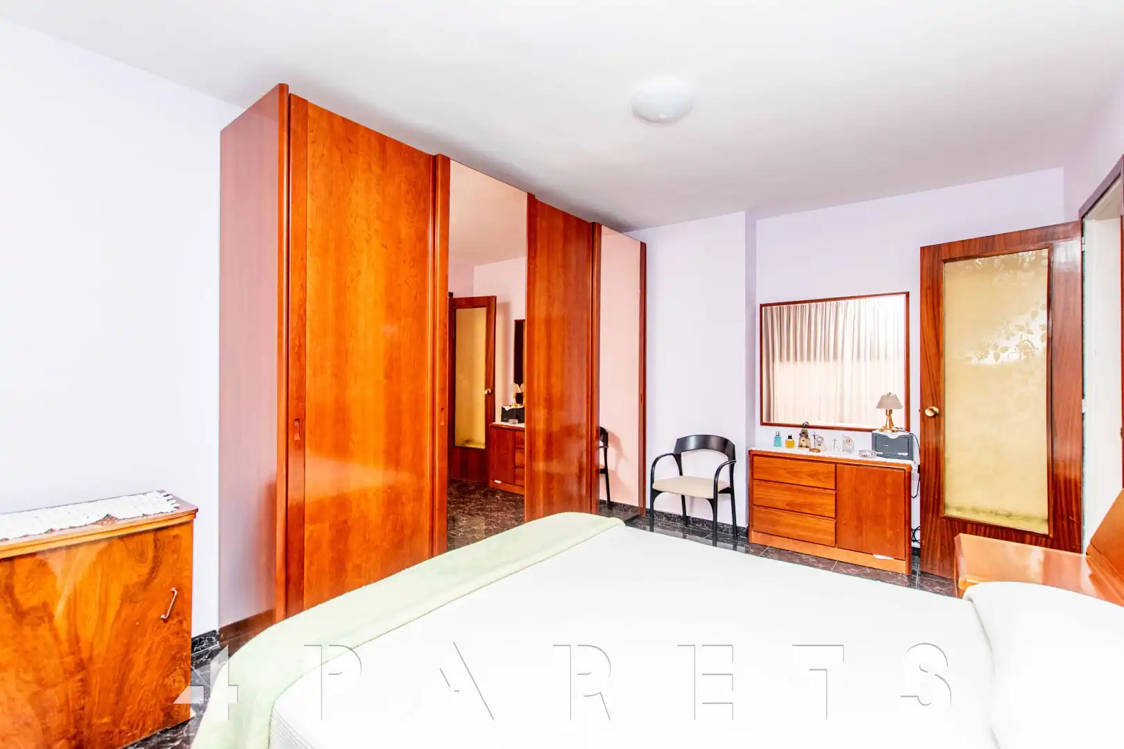 Habitación de Piso en venta en Premià de Mar con Calefacción, Horno y Balcón