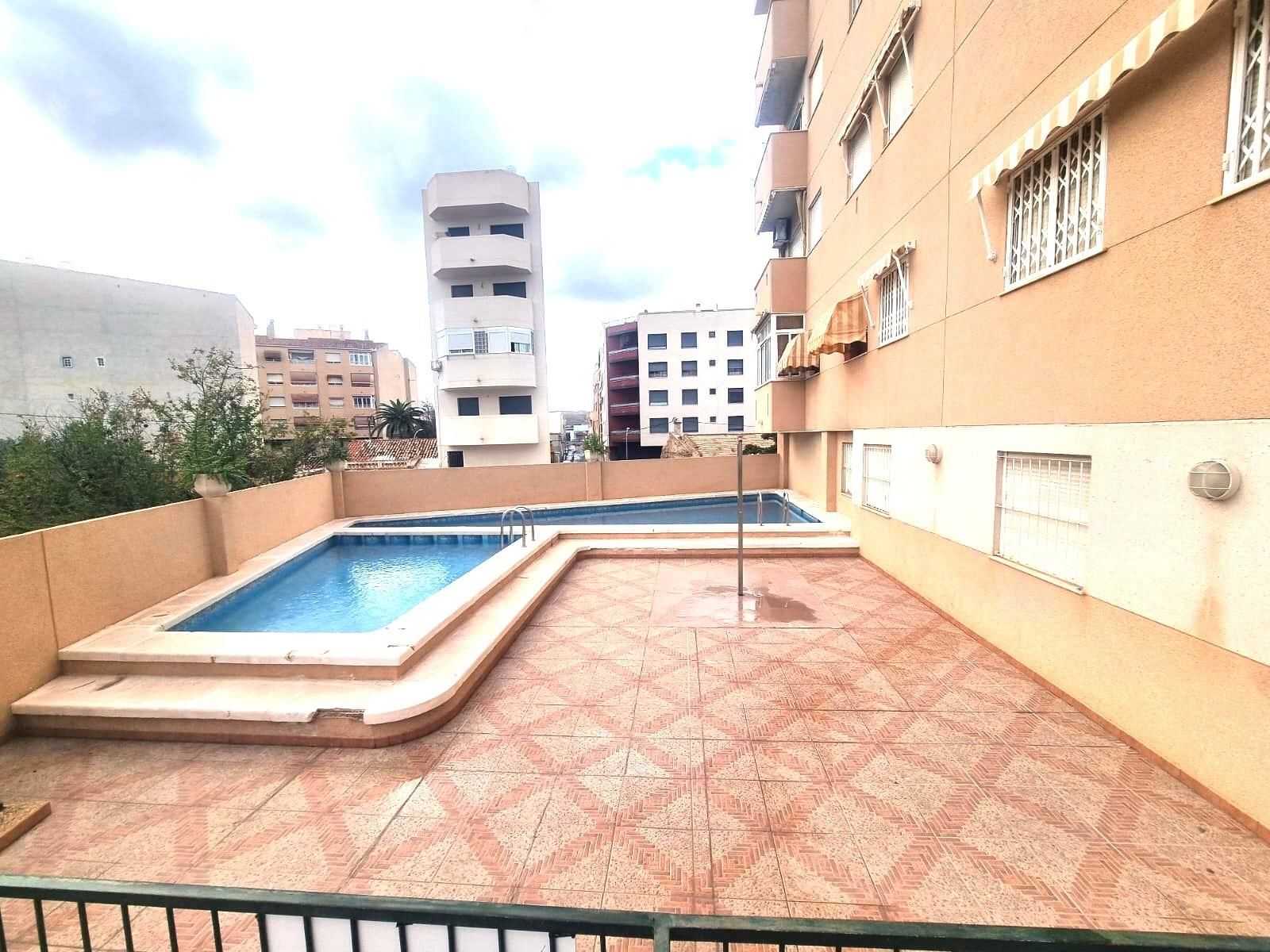 Piscina de Pis en venda en El Campello amb Aire condicionat, Calefacció i Piscina comunitària