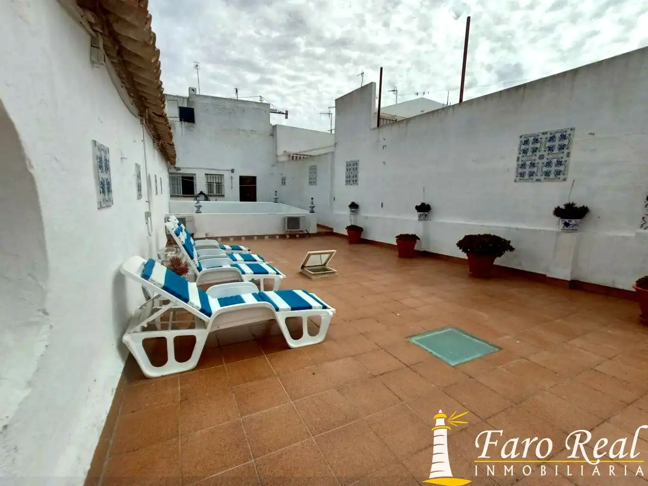 Terrace of Detached homes for sale in Sanlúcar de Barrameda  with Terrace