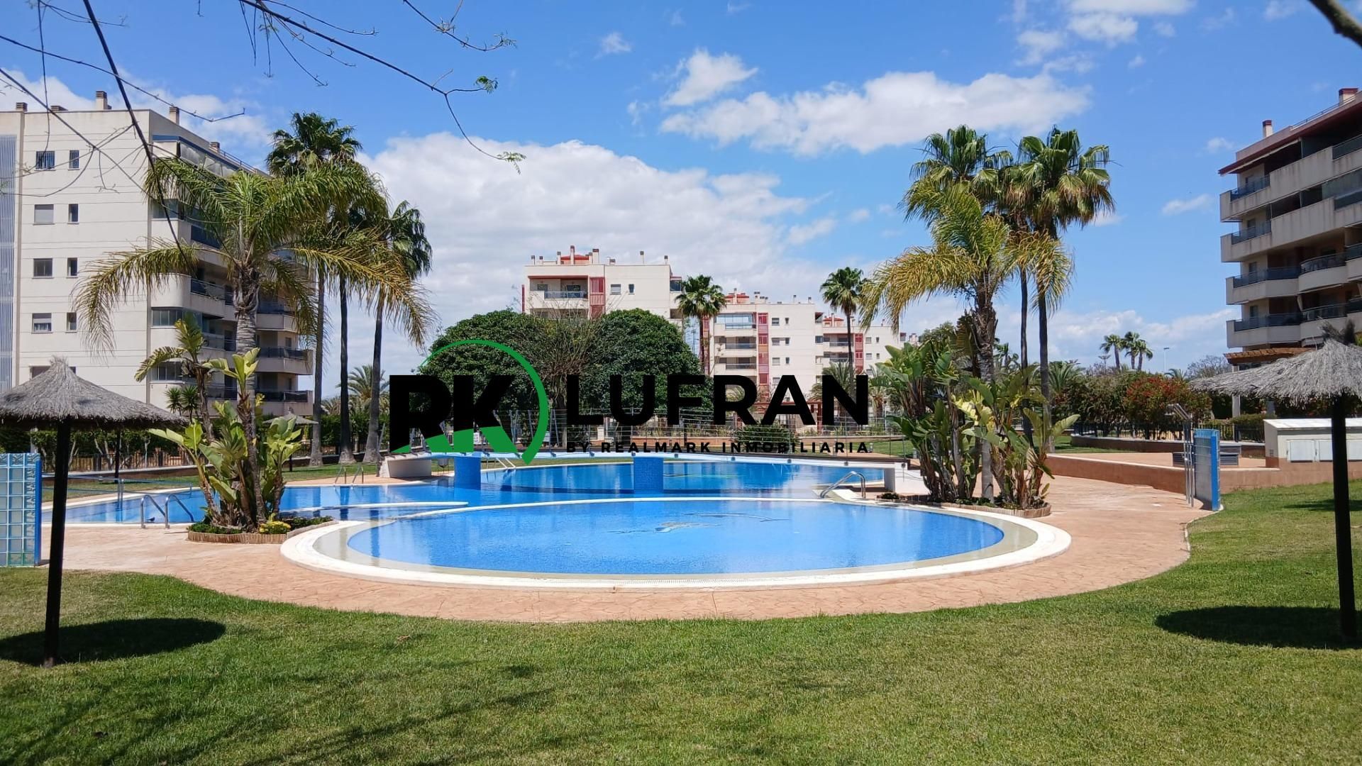 Piscina de Pis en venda en Elche / Elx amb Aire condicionat, Jardí privat i Terrassa