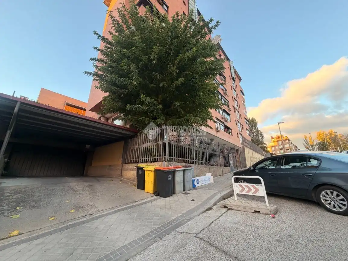 Einzelparkplatz zur Miete in Puente de Vallecas, imagen 2
