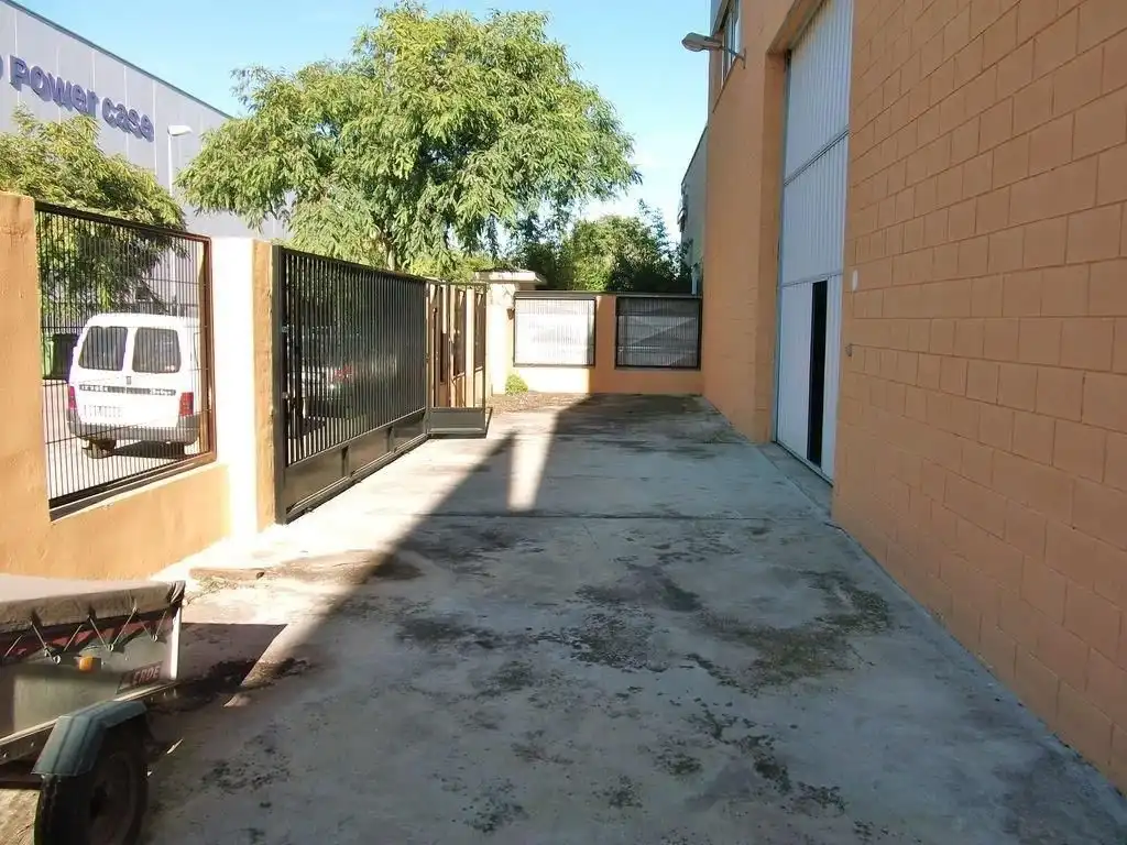 Industriegebäude zum Verkauf in Carrer Séquia de Mestalla, imagen 2