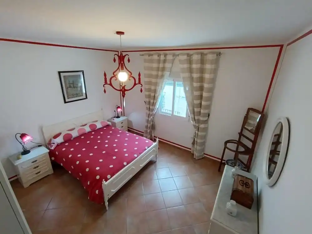 Dormitori de Casa o xalet en venda en Chilluévar amb Aire condicionat, Terrassa i Moblat