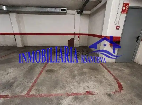 Aparcament de Dúplex en venda en Córdoba amb Aire condicionat, Calefacció i Terrassa