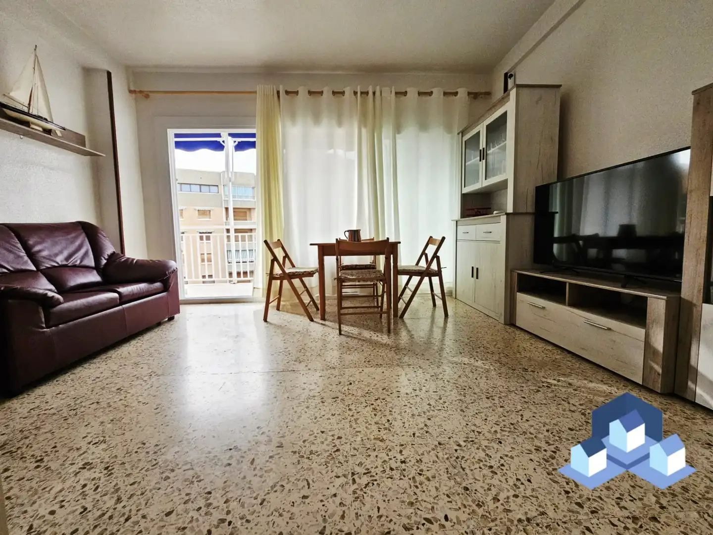 Sala d'estar de Pis en venda en Águilas amb Aire condicionat, Traster i Moblat