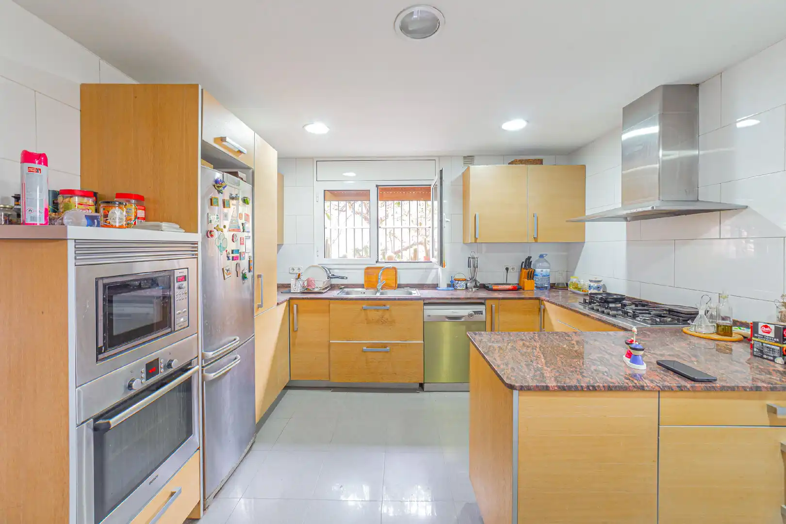 Kitchen of Houses for sale in Sant Feliu de Llobregat  with Heating, Private garden and Balcony