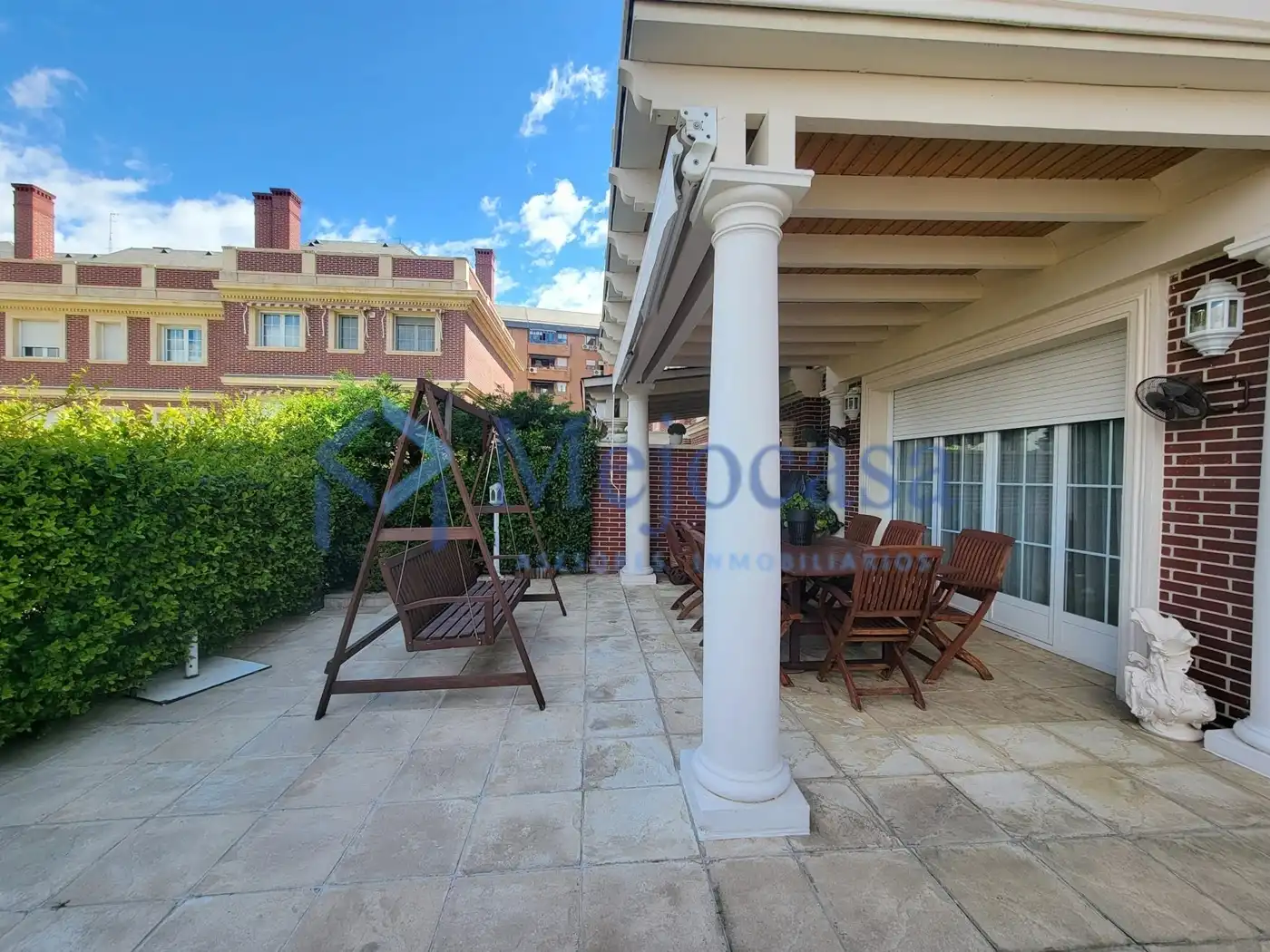 Terrassa de Casa adosada en venda en Madrid amb Aire condicionat, Calefacció i Jardí privat