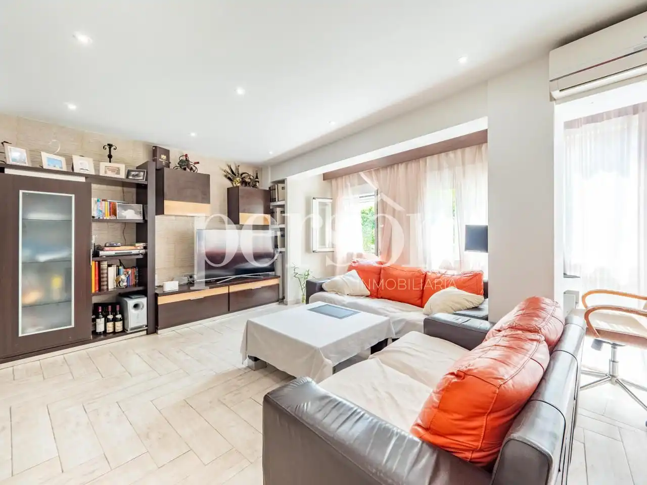 Piso con ascensor en venta en Benicalap, imagen 2