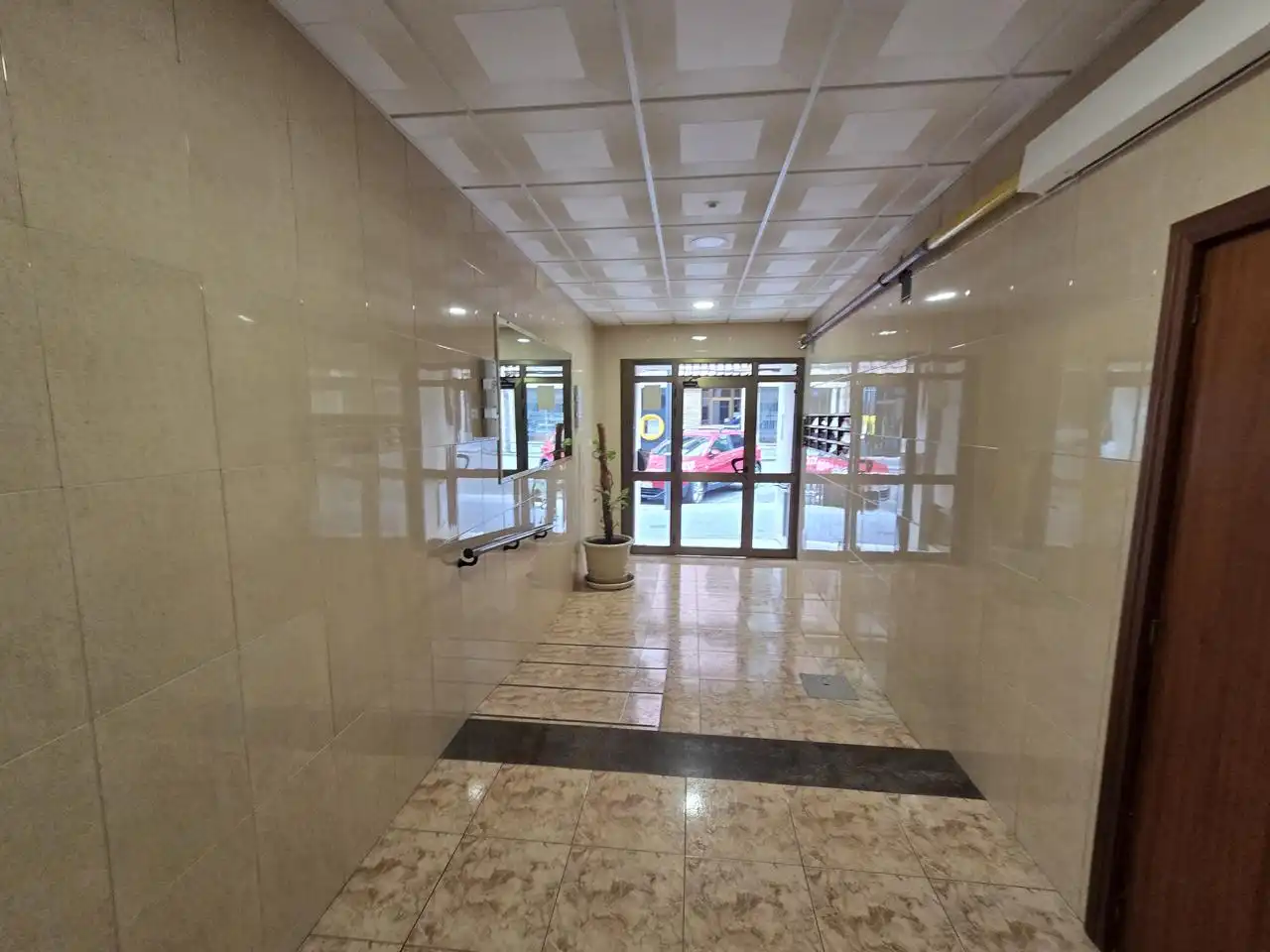 Piso en venta en Tarragona con Calefacción y Terraza