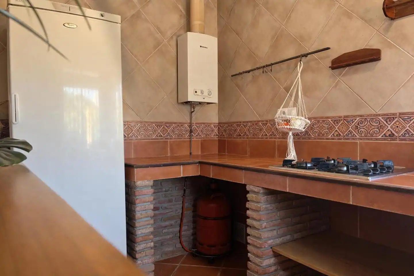 Cuina de Finca rústica en venda en Alhaurín de la Torre amb Terrassa, Traster i Alarma