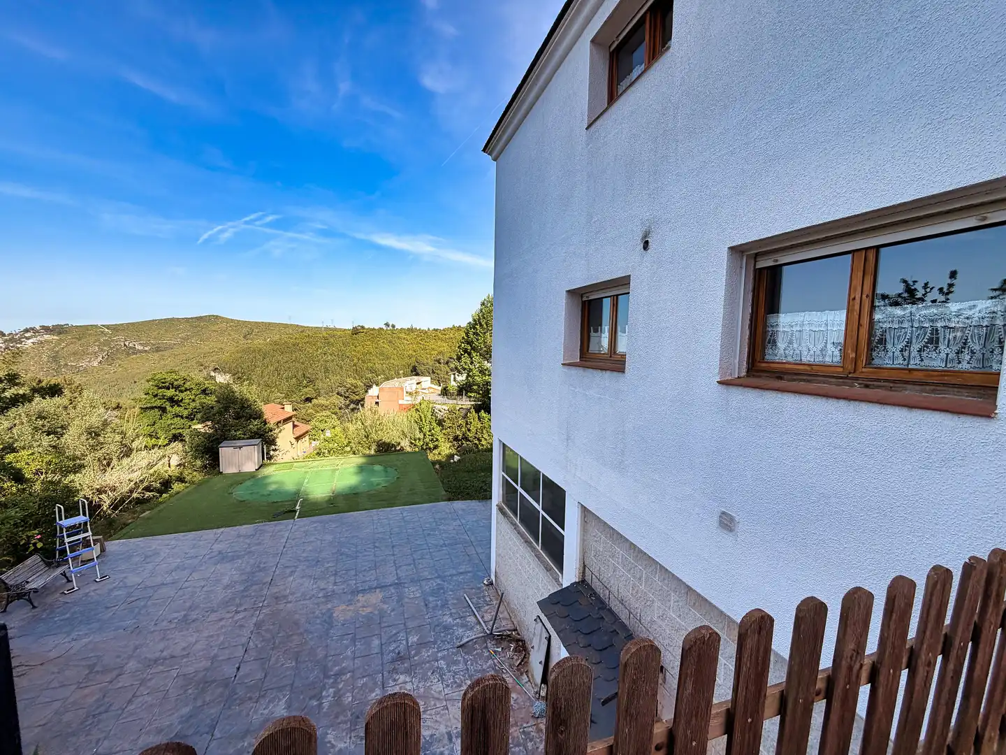 Vista exterior de Casa o chalet en venta en Vallirana con Calefacción y Terraza