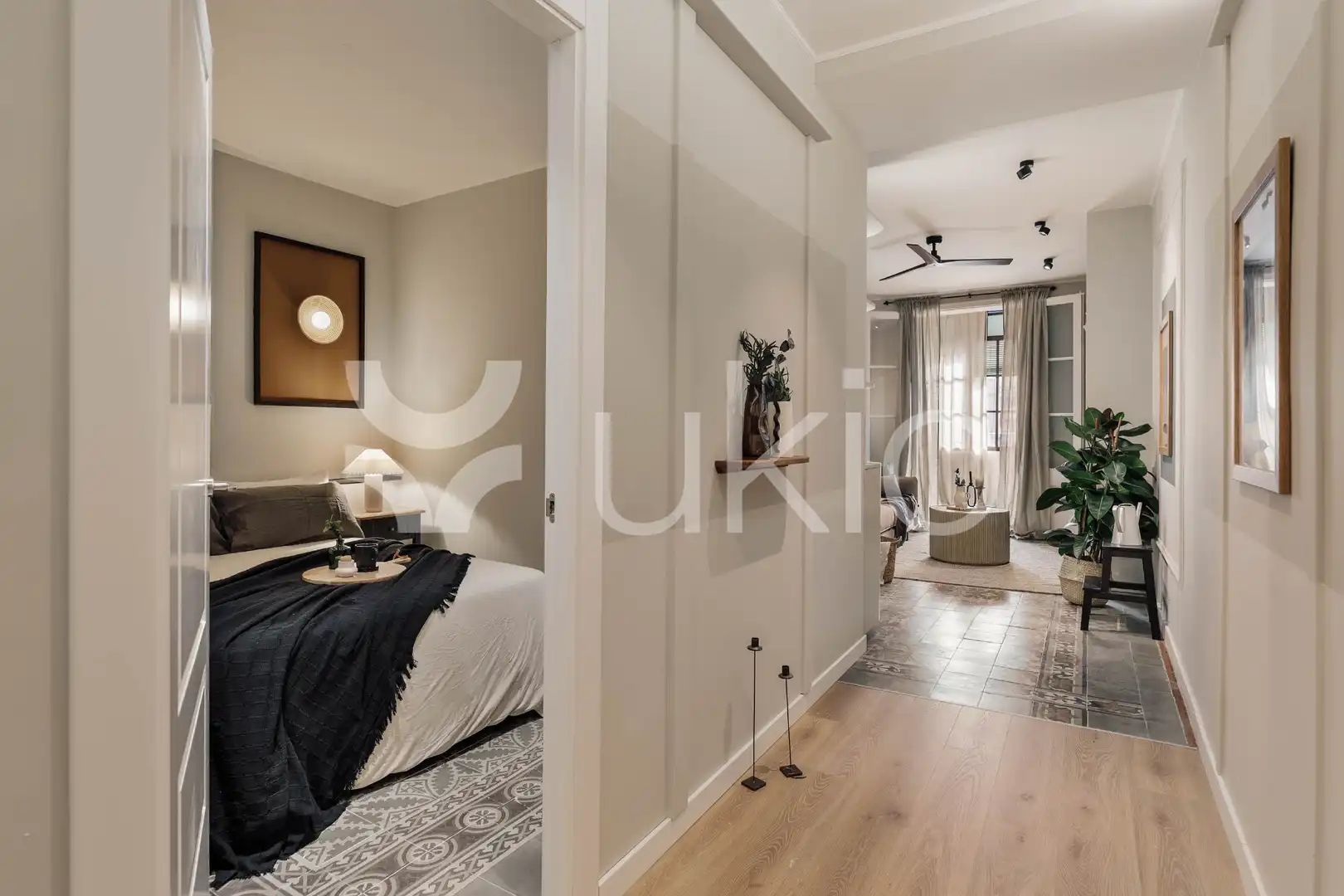 Schlafzimmer von Wohnungen zur Miete in Barcelona mit Klimaanlage, Heizung und Möbliert