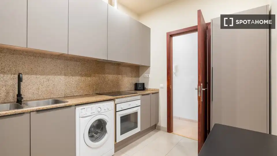 Flat with terrace to rent in Eixample, imagen 6