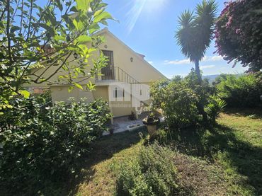 Villa mit Garten zum Verkauf in Rúa Cabalaria
