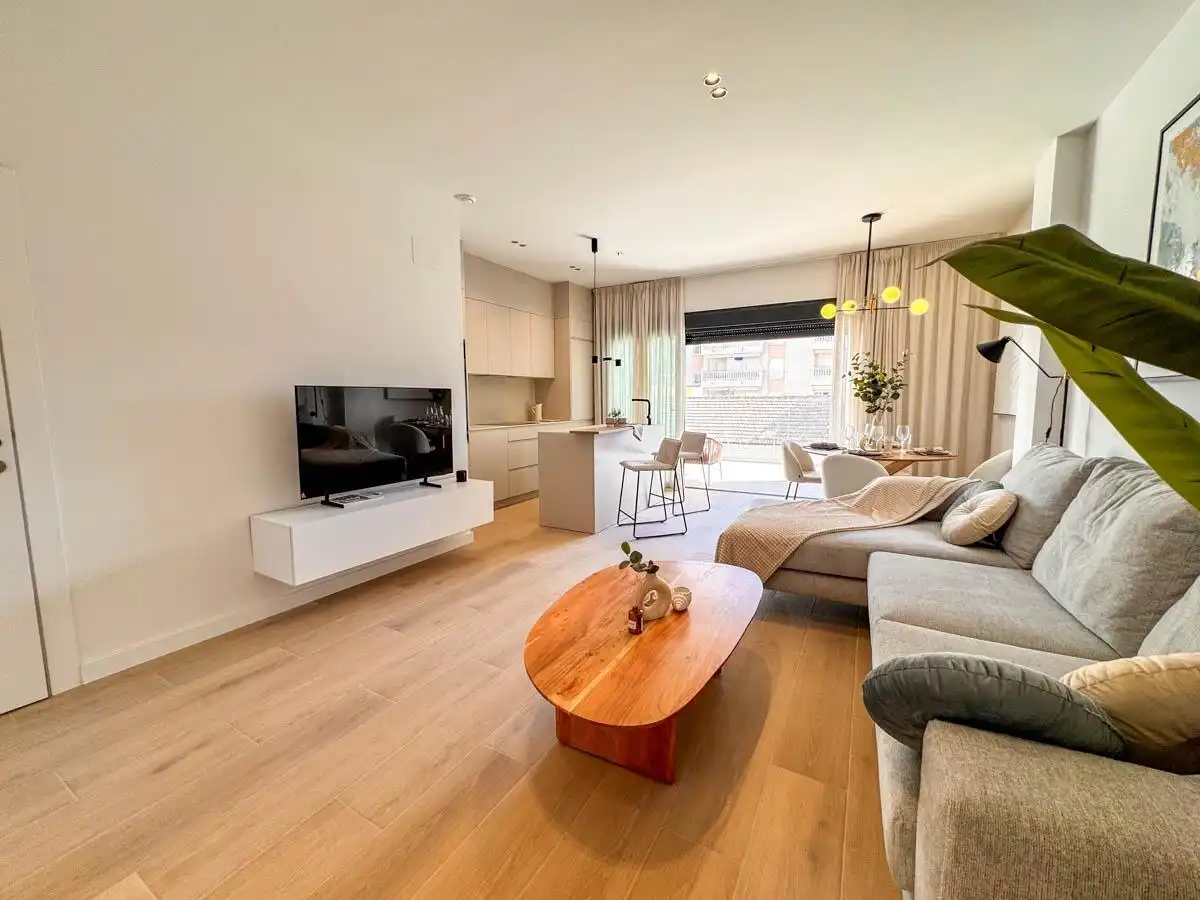 Flat with terrace for sale in Calle Calle de Miguel Hernández, imagen 5