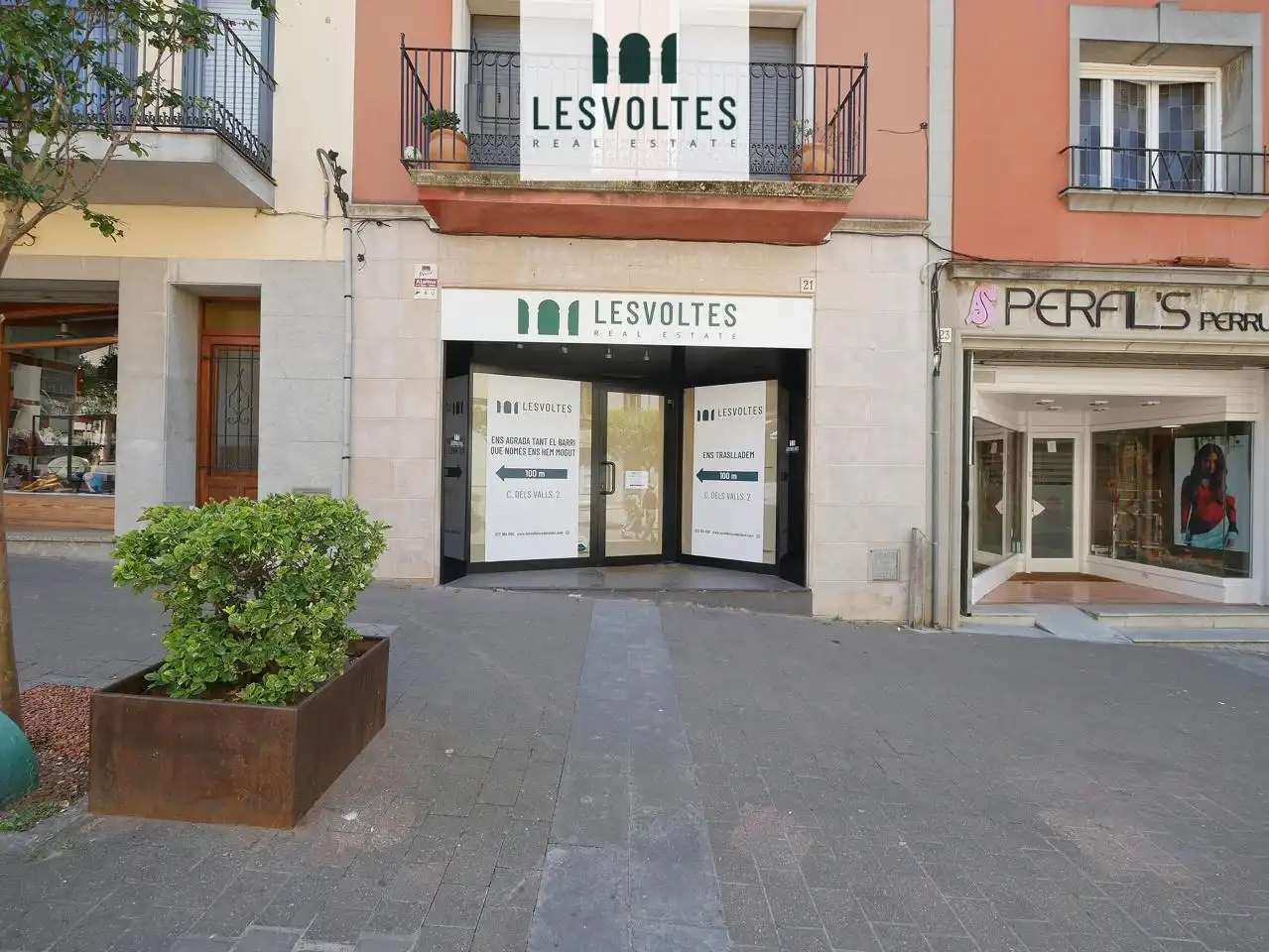 Außenansicht von Geschaftsraum zur Miete in Palafrugell mit Klimaanlage