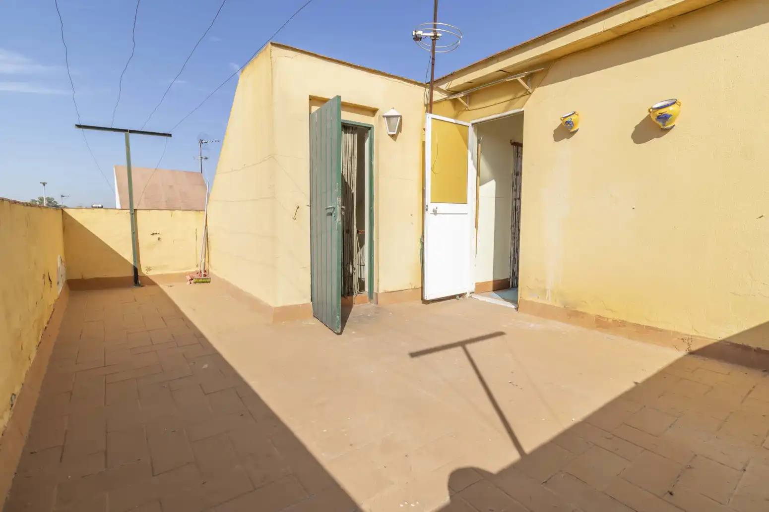 Exterior view of Houses for sale in Bormujos  with Air Conditioner, Terrace and Storage room