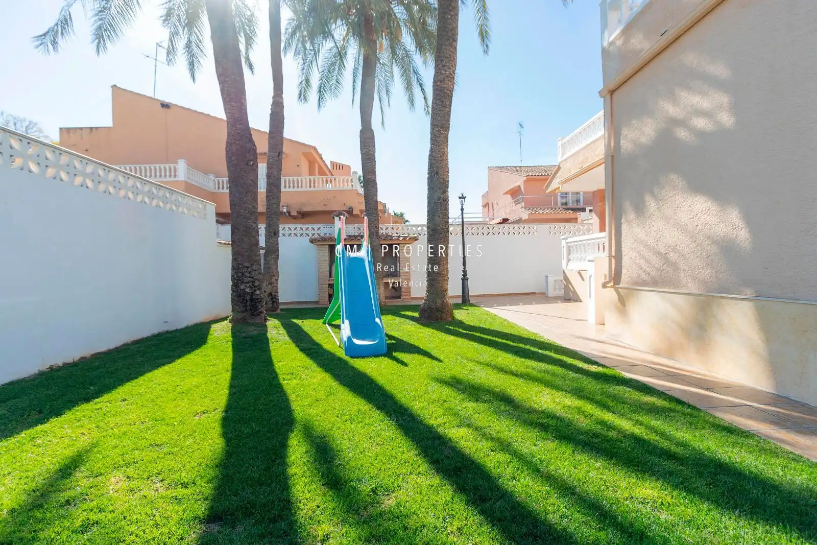Houses for sale in Malaga, Entrepinos